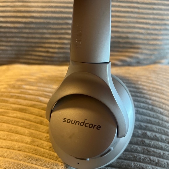 Anker Soudncore Life Q20  Active Noise Cancelling HeadP, Bluetooth Gray color - Picture 2 of 12